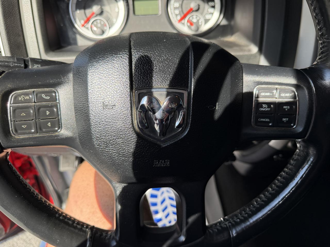 RAM 1500 4WD Crew Cab 149" SLT 2014
