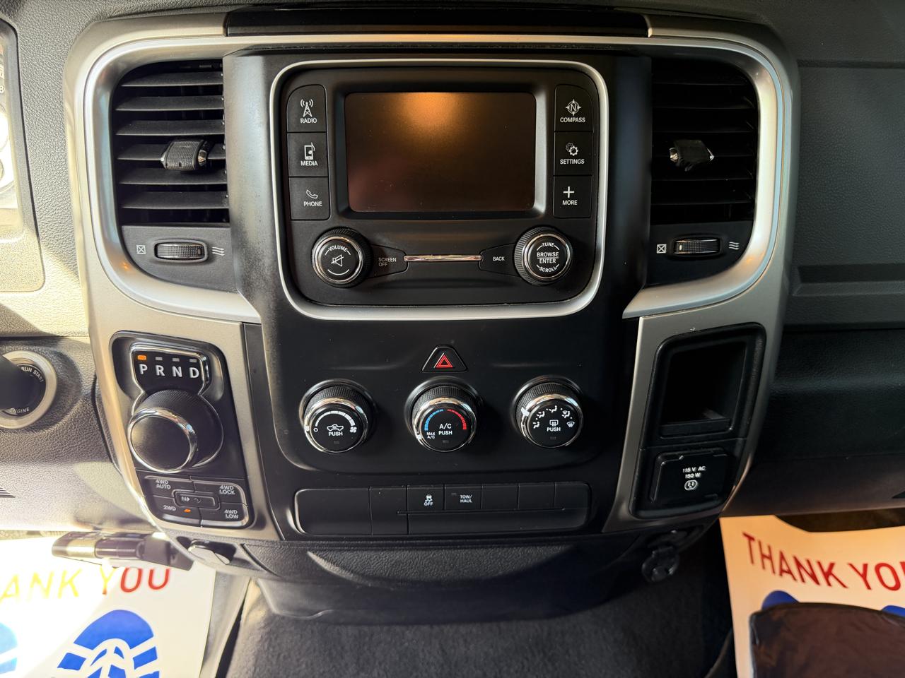 RAM 1500 4WD Crew Cab 149" SLT 2014