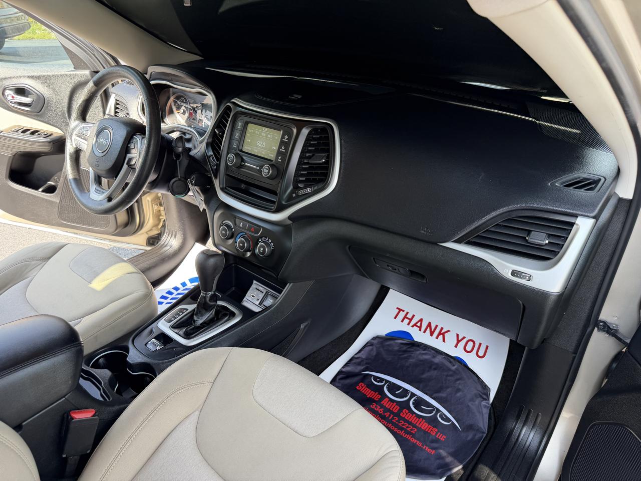 Jeep Cherokee Sport FWD 2015