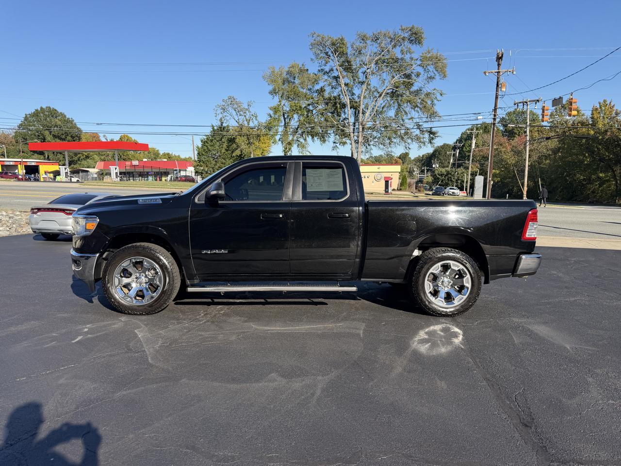 RAM 1500 Big Horn Quad Cab 4WD 2021