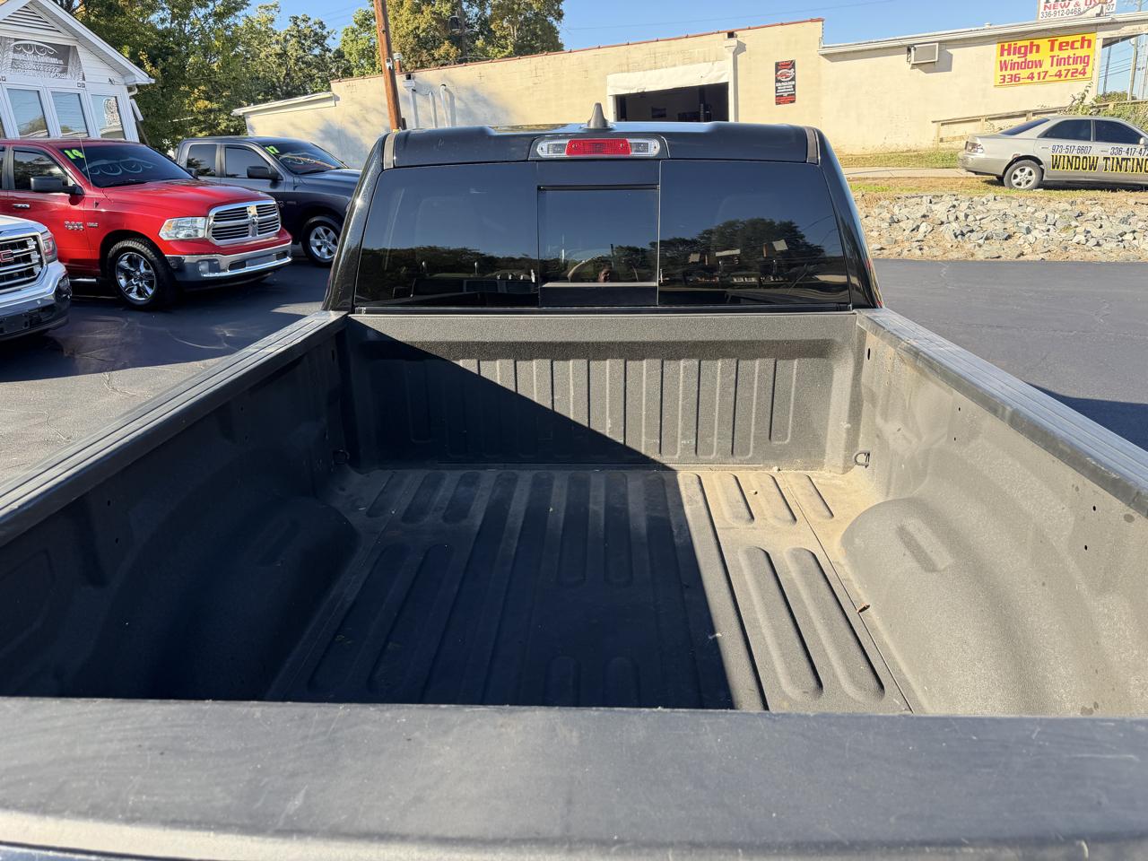 RAM 1500 Big Horn Quad Cab 4WD 2021