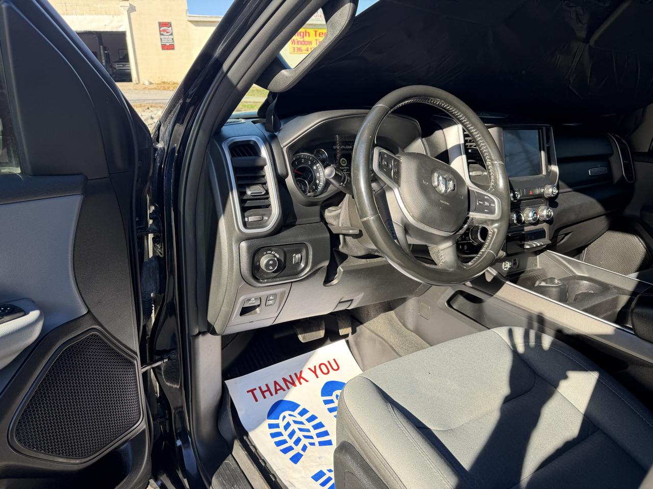 RAM 1500 Big Horn Quad Cab 4WD 2021
