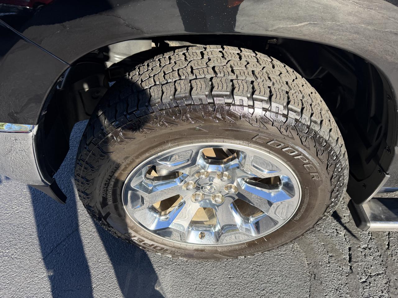 RAM 1500 Big Horn Quad Cab 4WD 2021