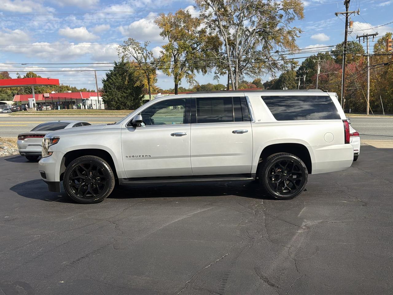 Chevrolet Suburban LT 4WD 2019