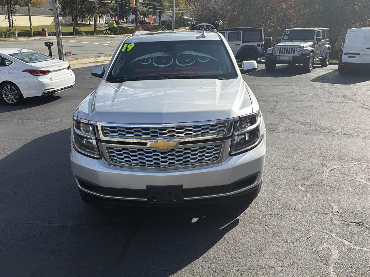 Chevrolet Suburban LT 4WD 2019
