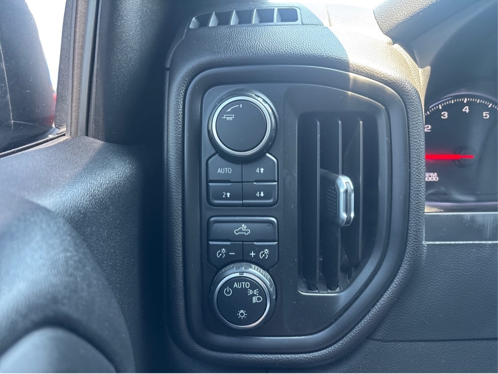 Chevrolet Silverado 1500  2020