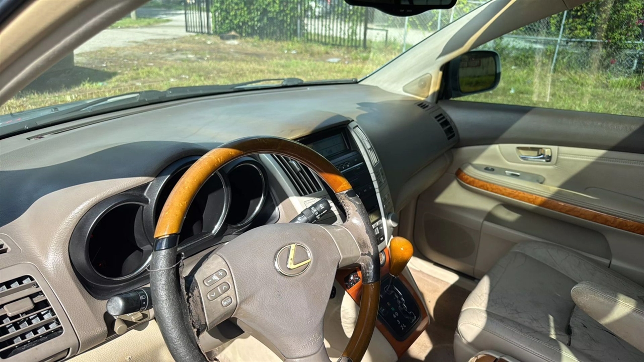 Lexus RX 330 FWD 2005