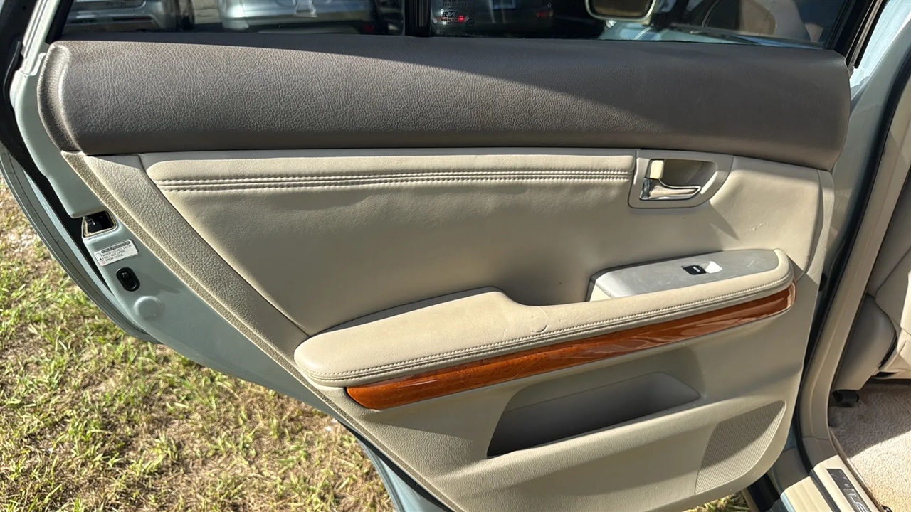 Lexus RX 330 FWD 2005