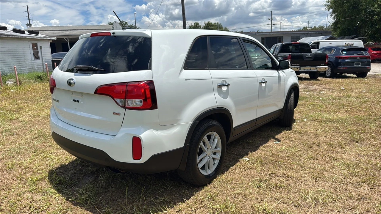 Kia Sorento LX 2WD 2015