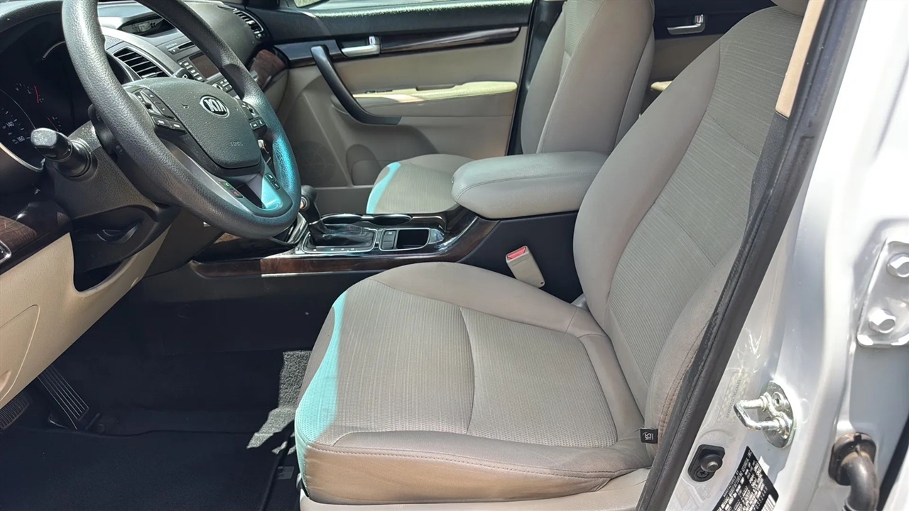 Kia Sorento LX 2WD 2015