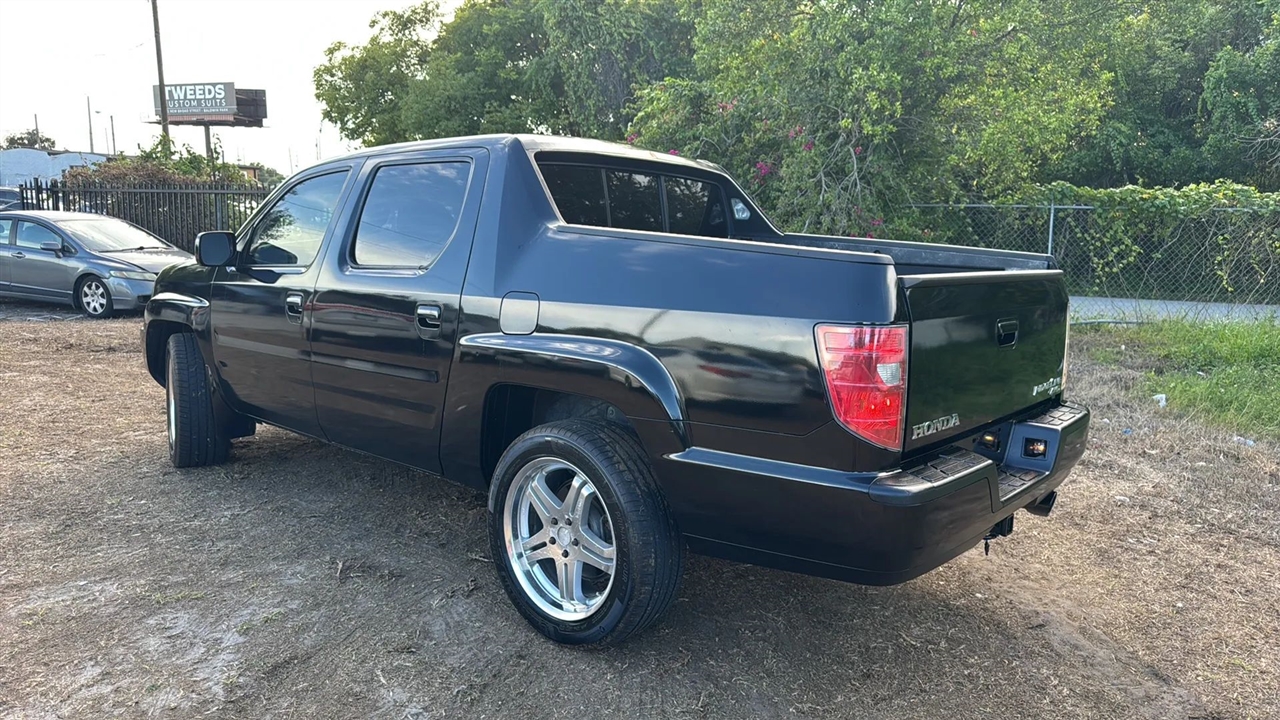 Honda Ridgeline RT 2011