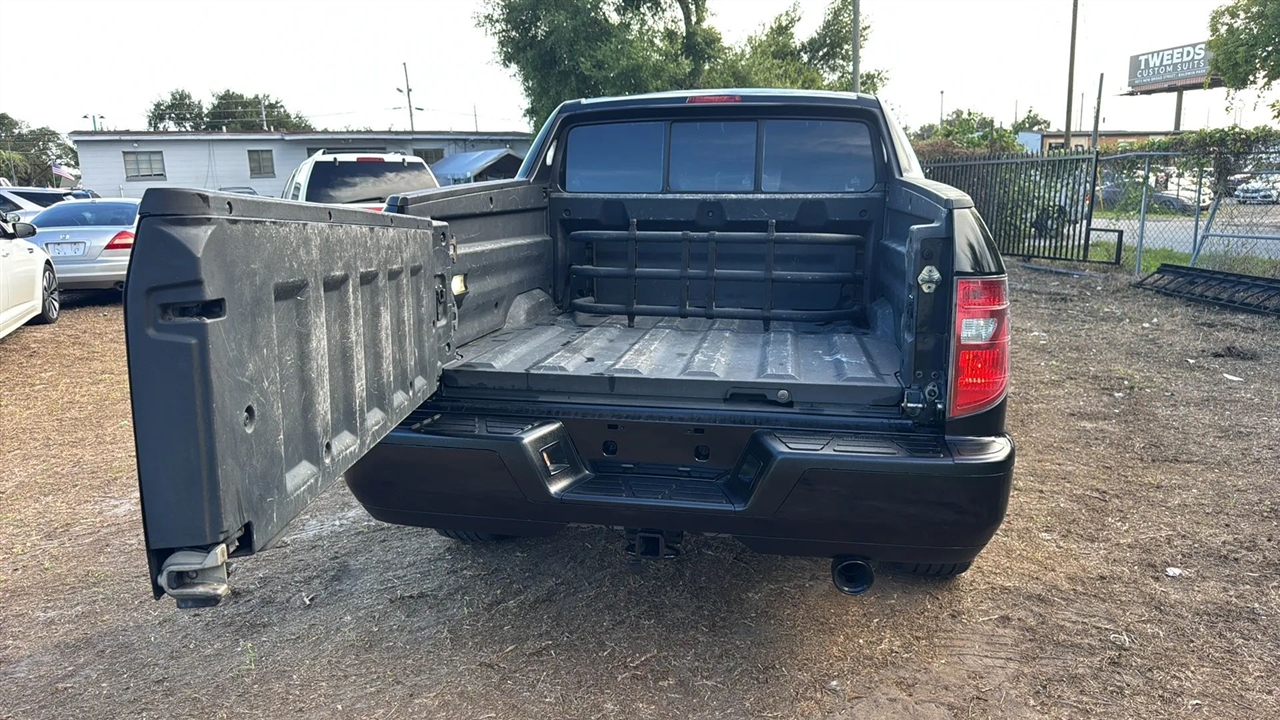 Honda Ridgeline RT 2011