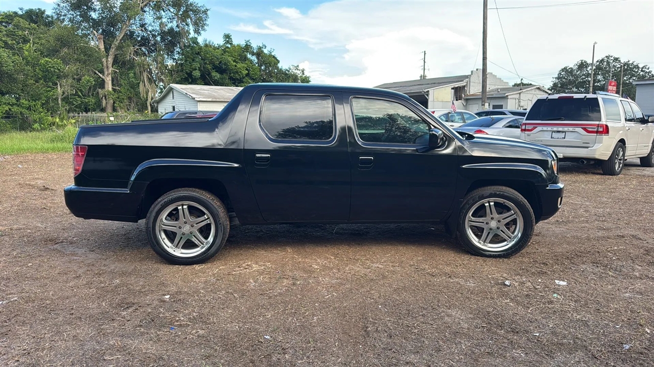 Honda Ridgeline RT 2011