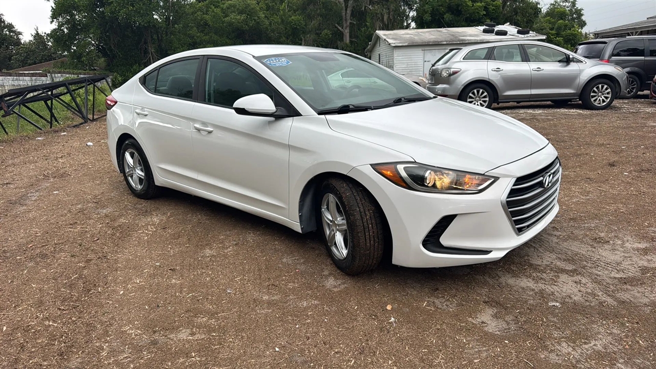 Hyundai Elantra SE 6AT 2017