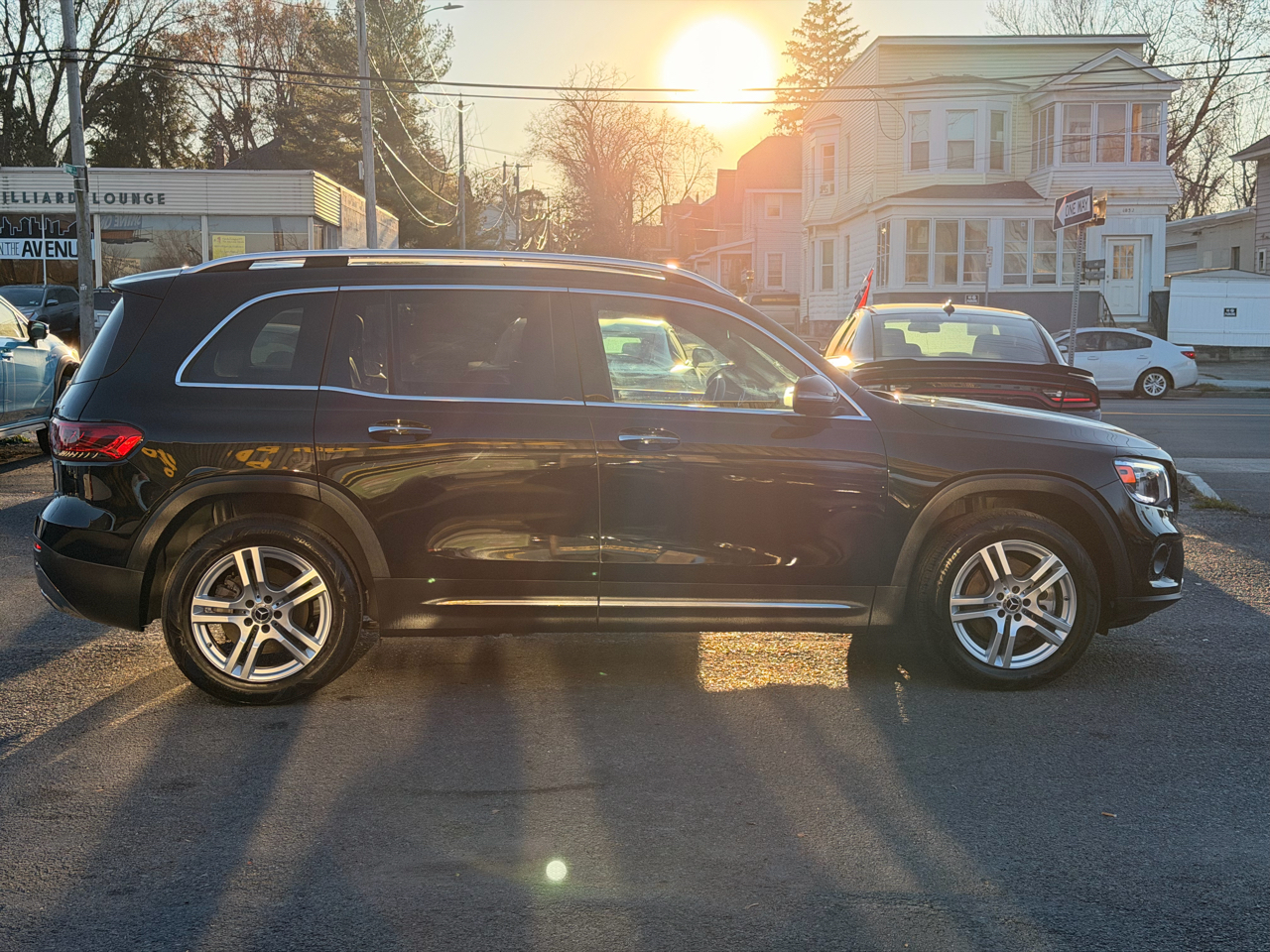 2021 Mercedes Benz GLB 250 4MATIC photo 2