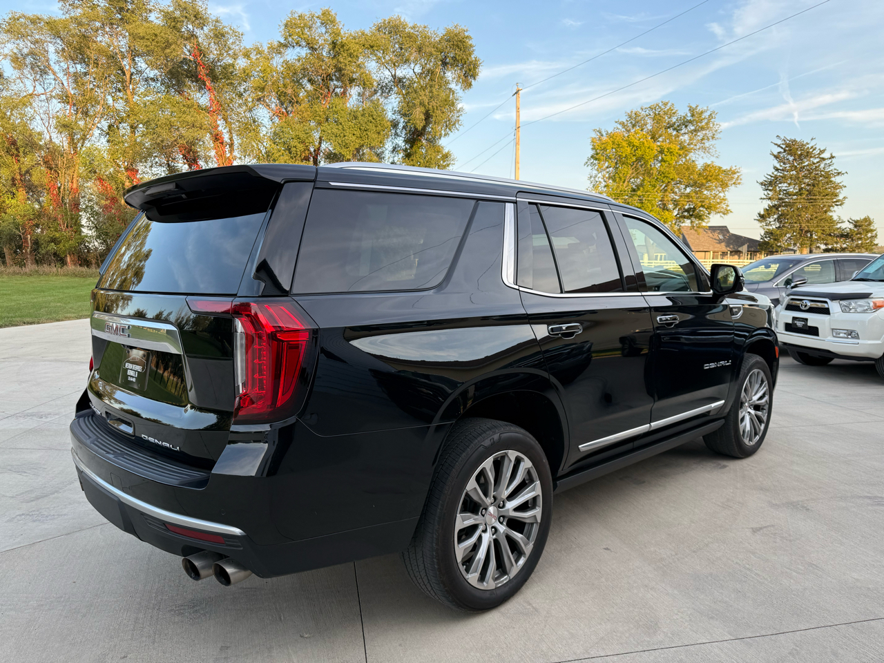 2022 Gmc Yukon Denali photo 4