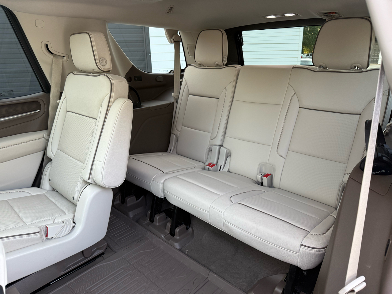 2022 Gmc Yukon Denali photo 11