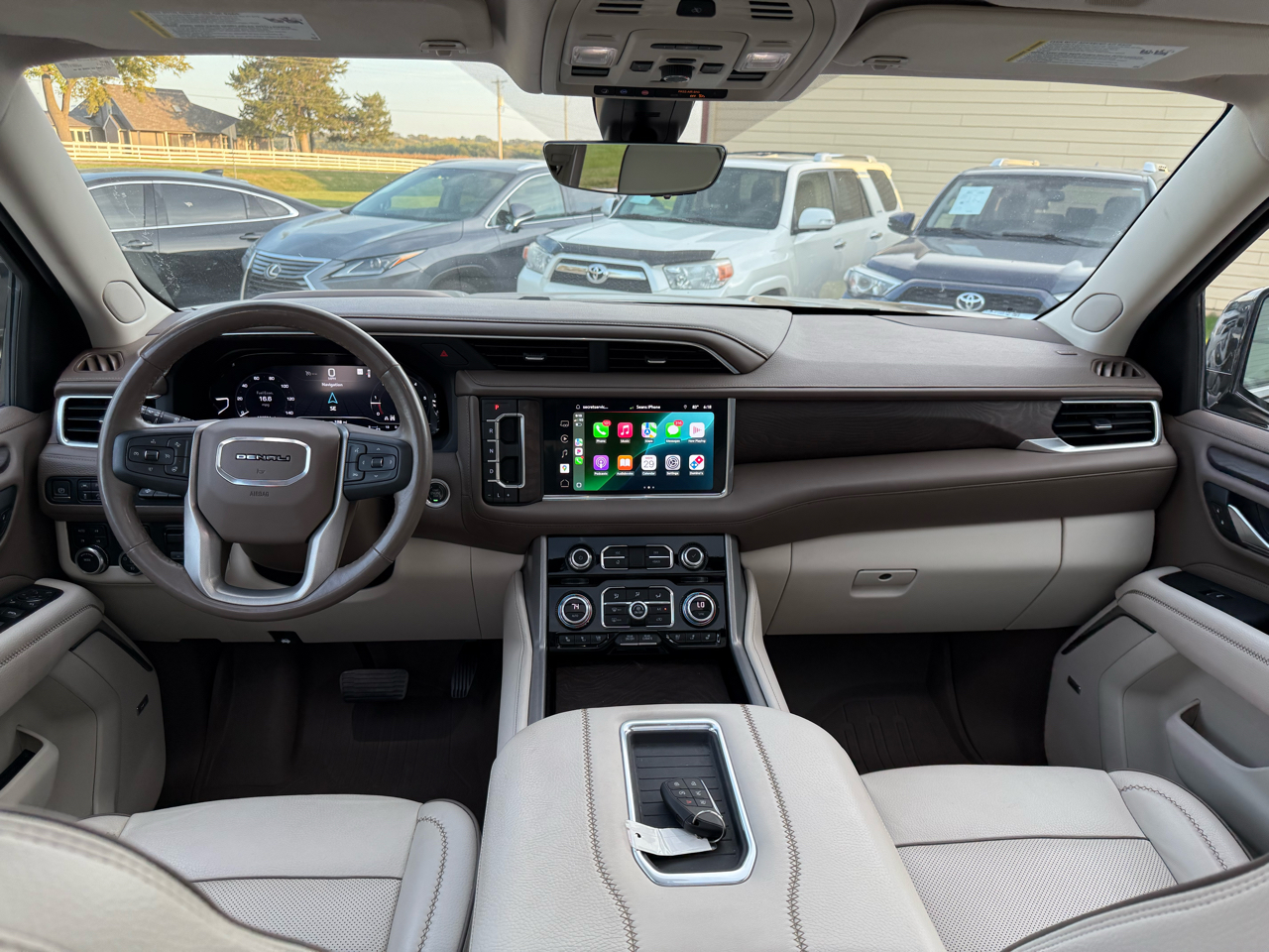 2022 Gmc Yukon Denali photo 12