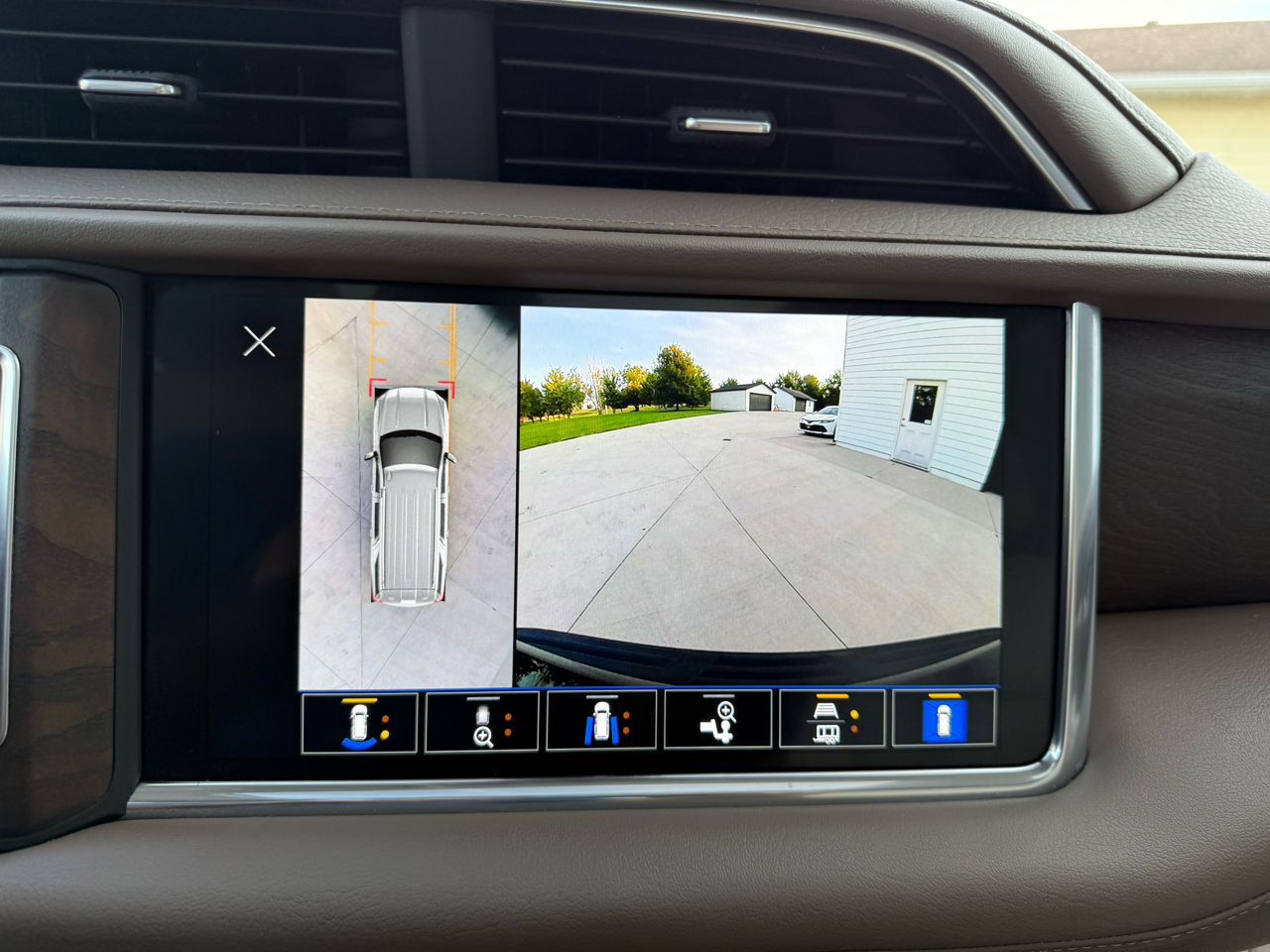 2022 Gmc Yukon Denali photo 21