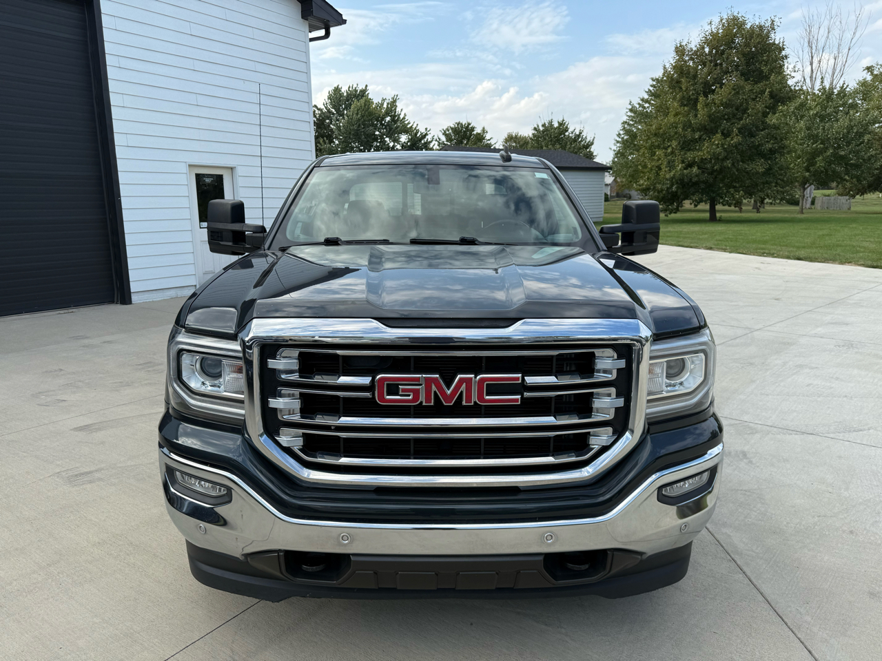 2017 Gmc Sierra 1500 SLT photo 8