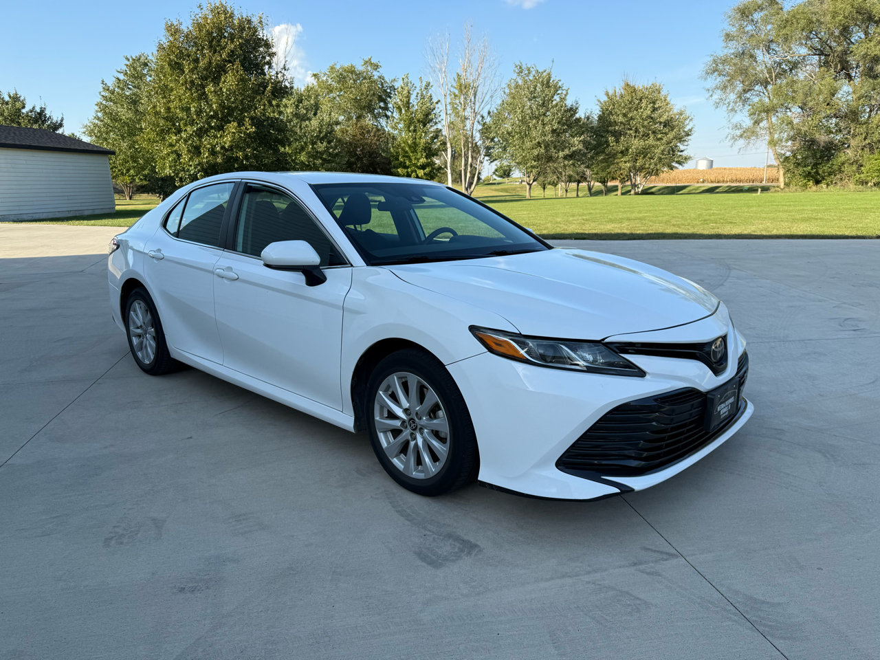 2020 Toyota Camry LE photo 6
