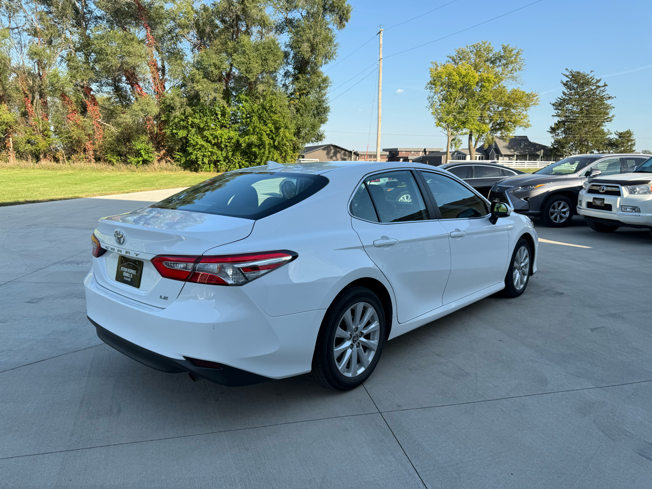 2020 Toyota Camry LE photo 8