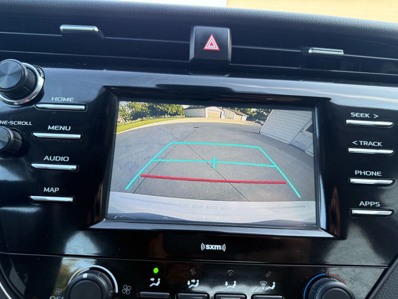 2020 Toyota Camry LE photo 18