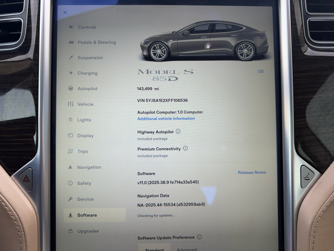 Tesla Model S 85D 2015