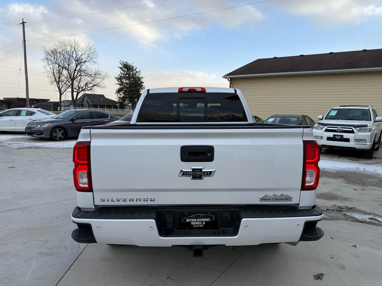 Chevrolet Silverado 1500 High Country Crew Cab 2WD 2017
