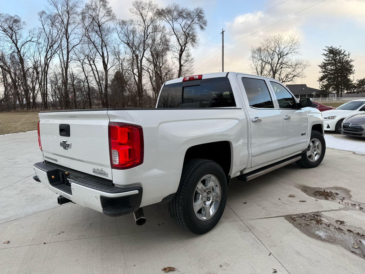 Chevrolet Silverado 1500 High Country Crew Cab 2WD 2017