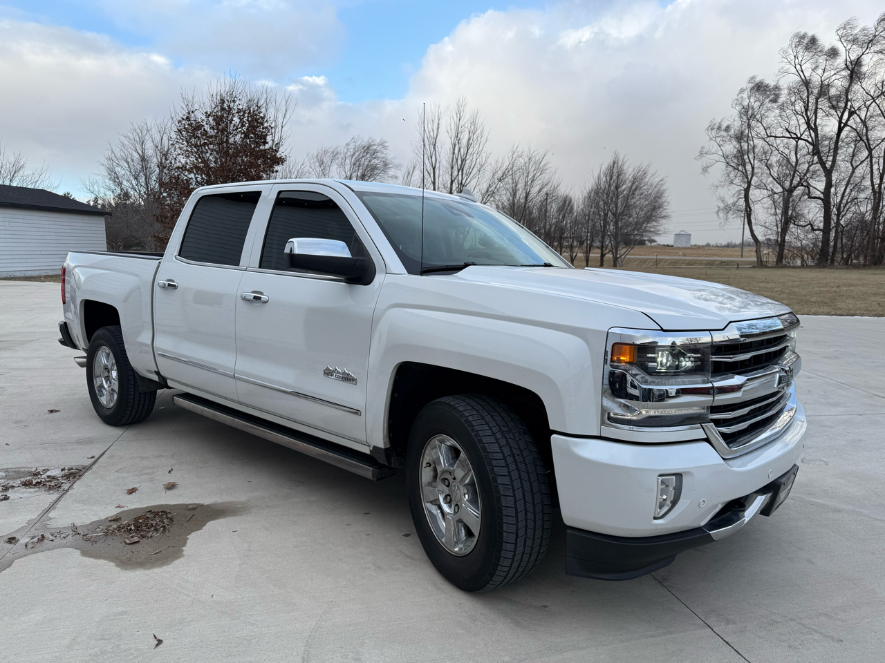 Chevrolet Silverado 1500 High Country Crew Cab 2WD 2017