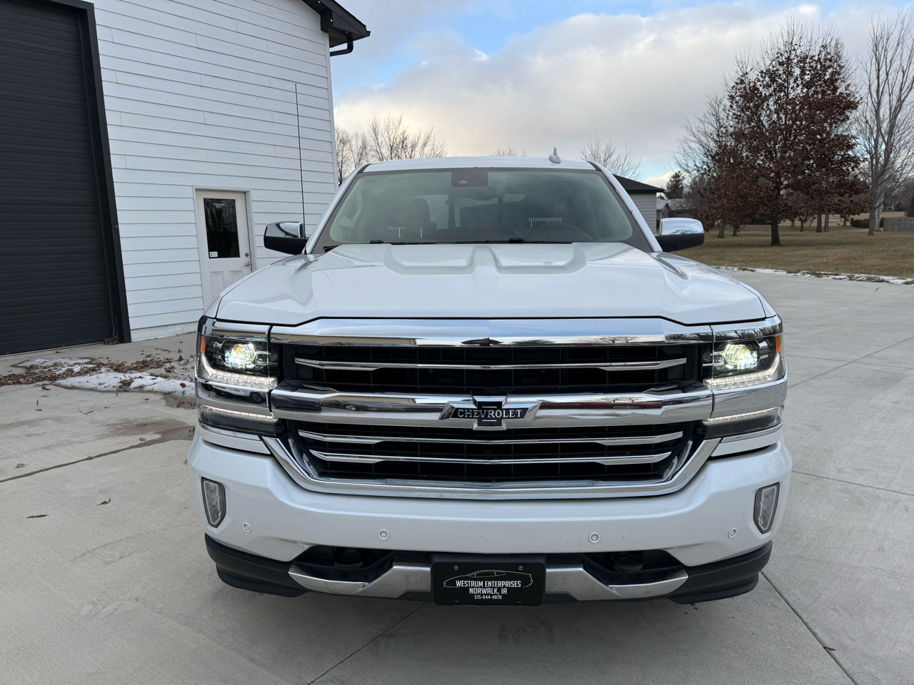 Chevrolet Silverado 1500 High Country Crew Cab 2WD 2017
