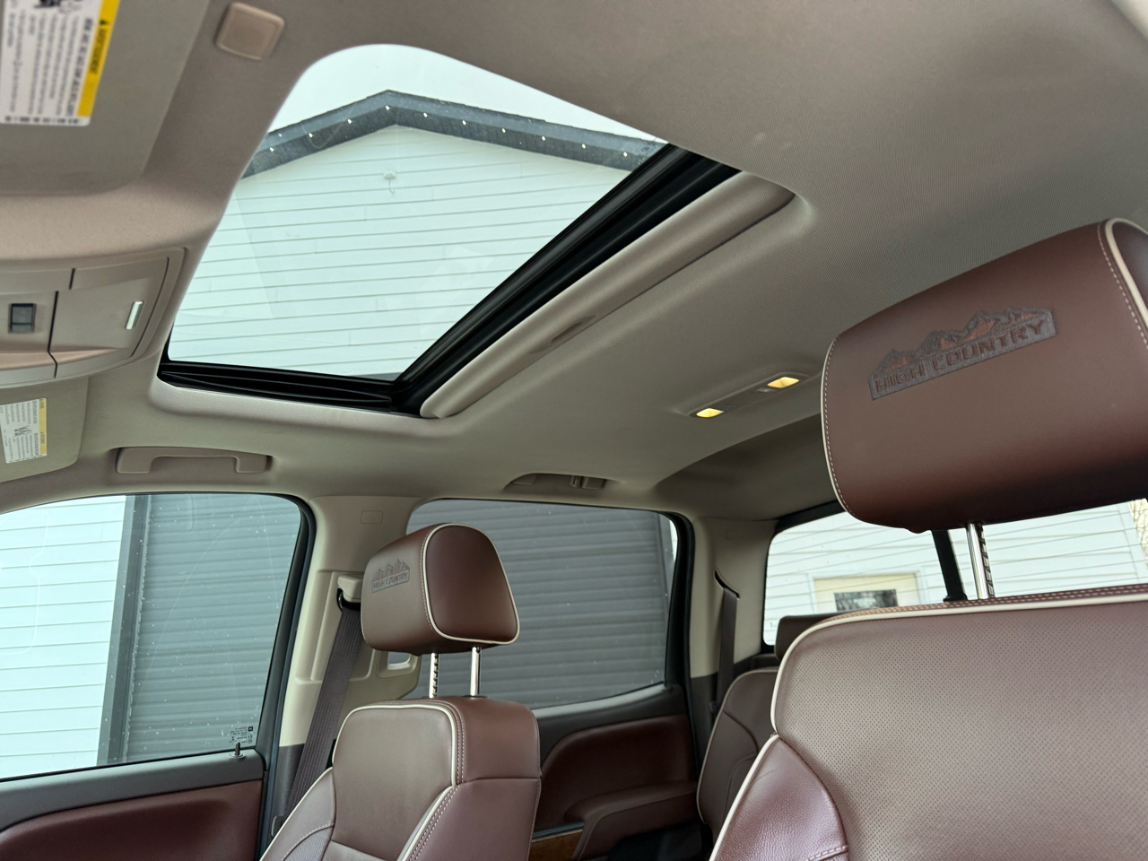 Chevrolet Silverado 1500 High Country Crew Cab 2WD 2017