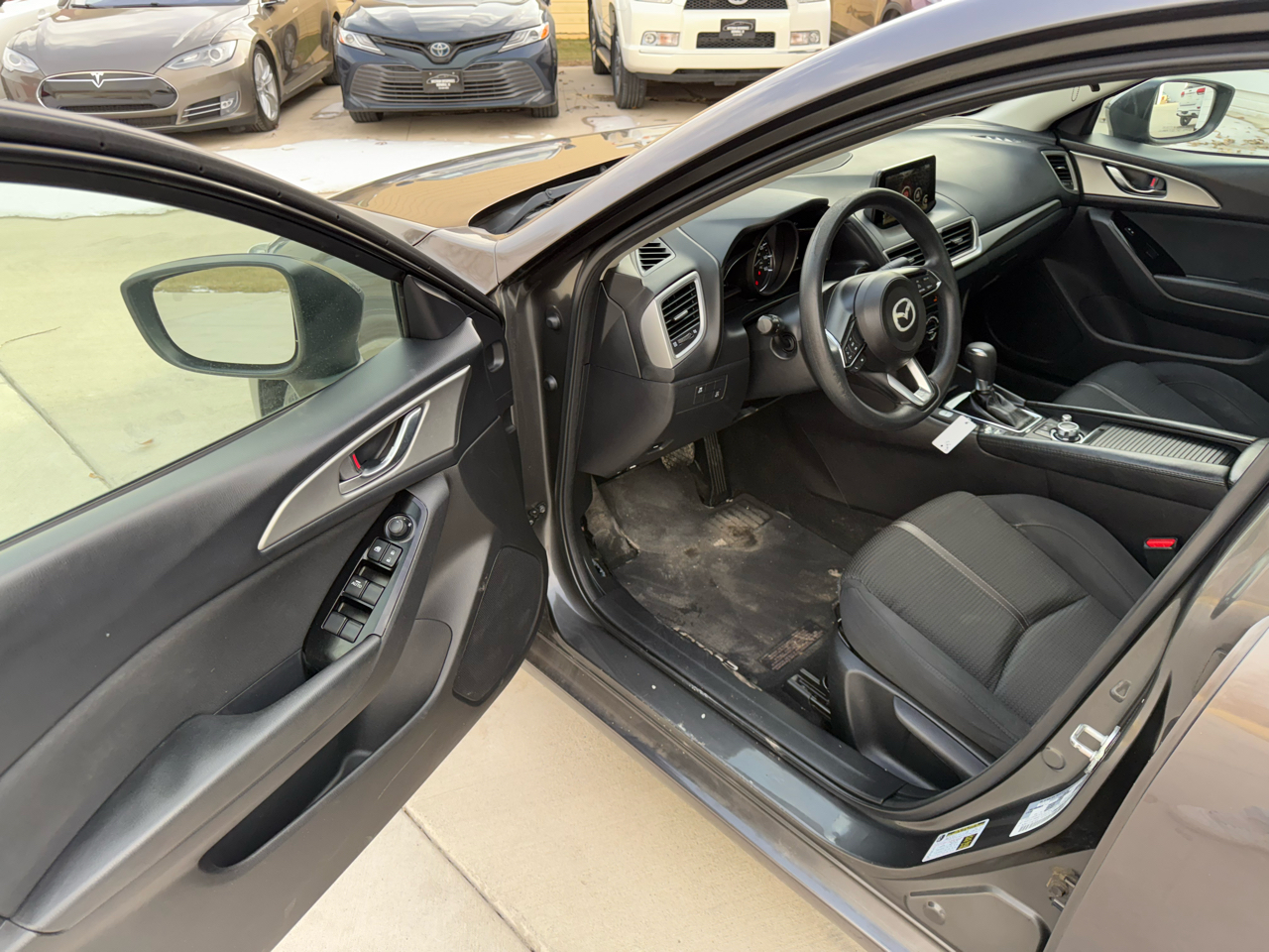 Mazda MAZDA3 i Sport AT 4-Door 2018