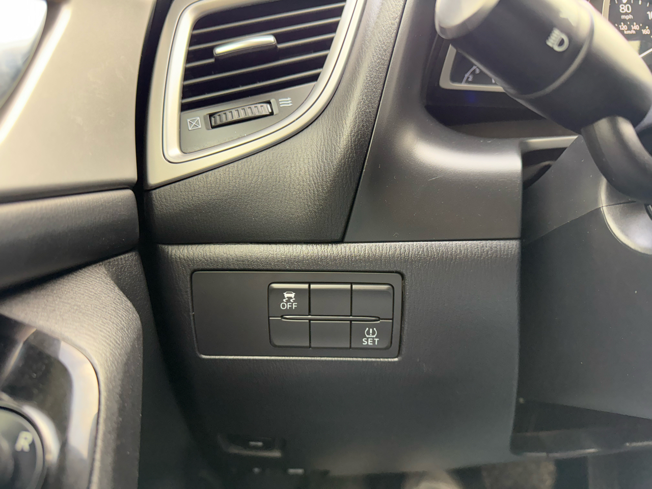 Mazda MAZDA3 i Sport AT 4-Door 2018