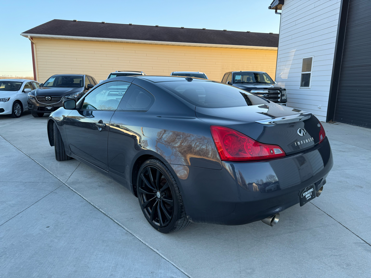 Infiniti G37 Base 2008