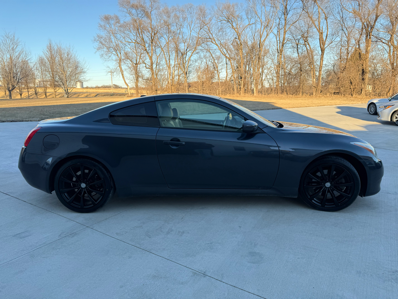 Infiniti G37 Base 2008