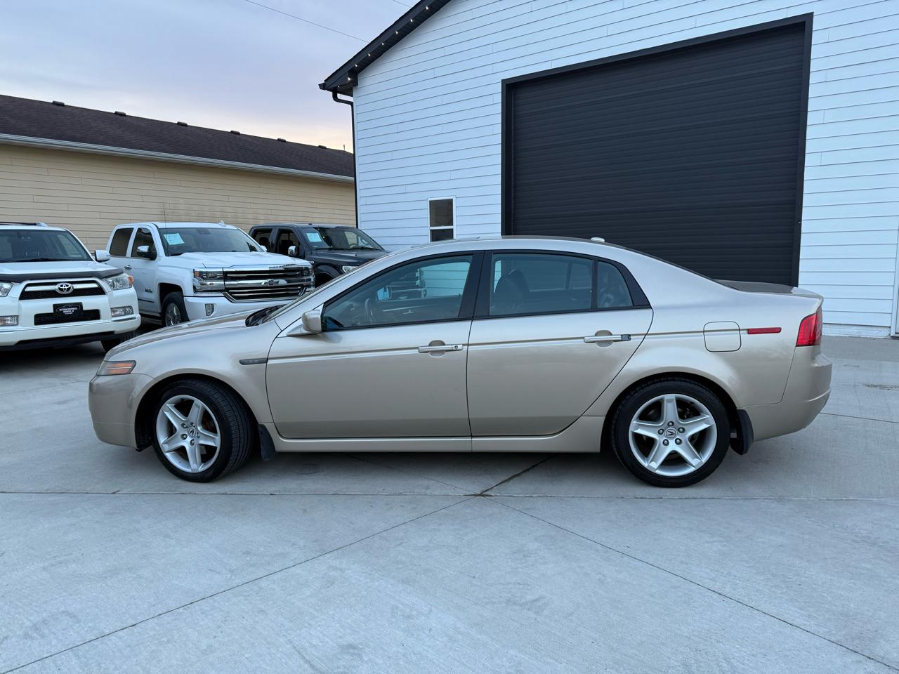 Acura TL 4dr Sdn Auto 2004