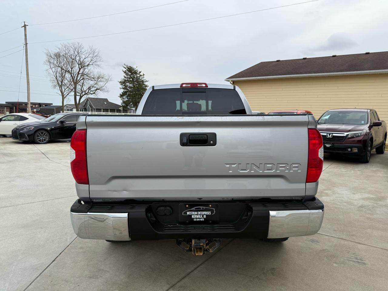 Toyota Tundra SR5 5.7L V8 FFV Double Cab 4WD 2017