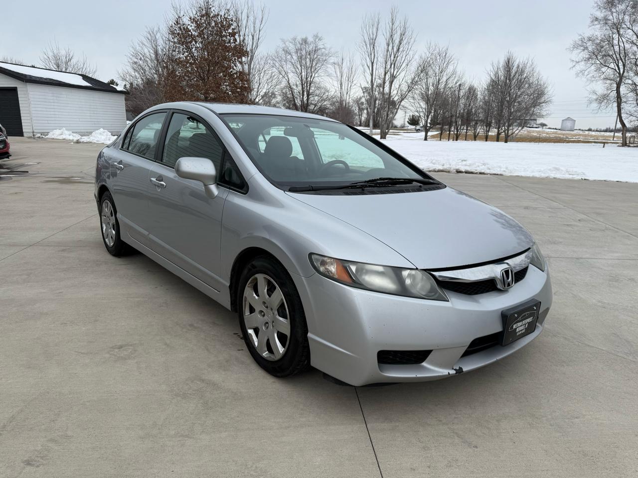 Honda Civic LX Sedan 5-Speed MT 2009