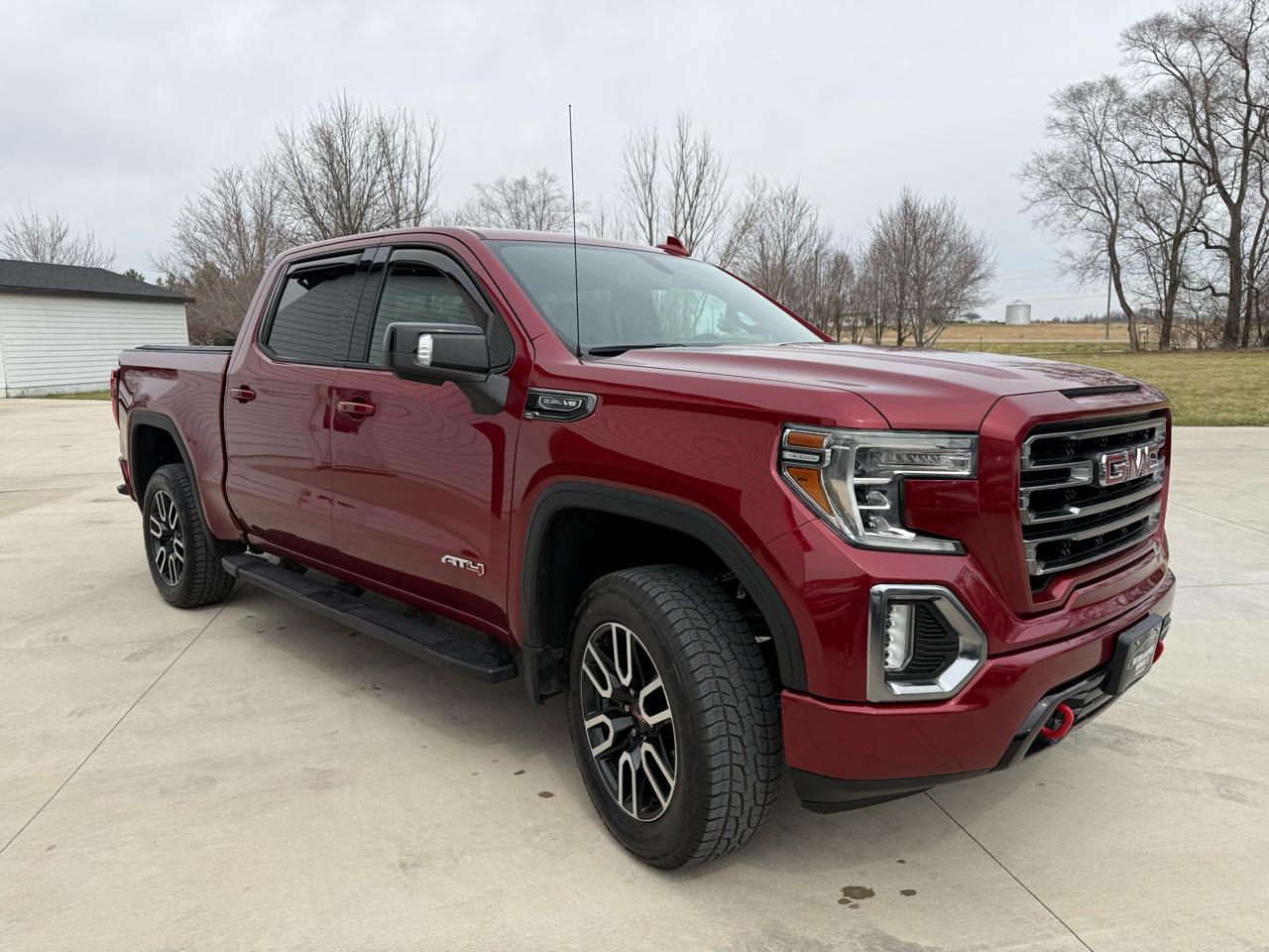 GMC Sierra 1500 AT4 Crew Cab 4WD 2019