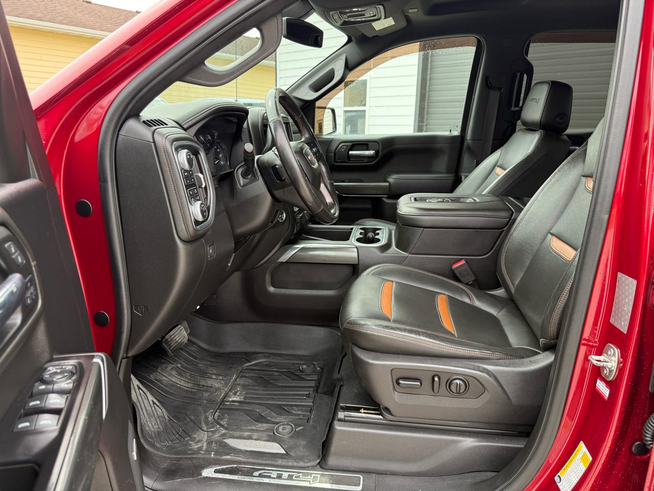 GMC Sierra 1500 AT4 Crew Cab 4WD 2019