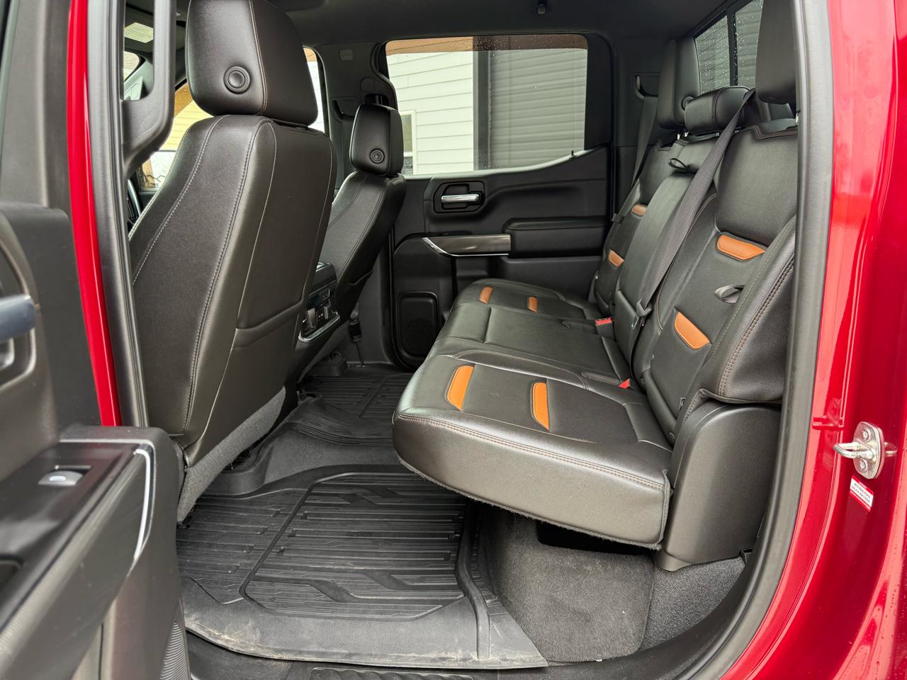 GMC Sierra 1500 AT4 Crew Cab 4WD 2019