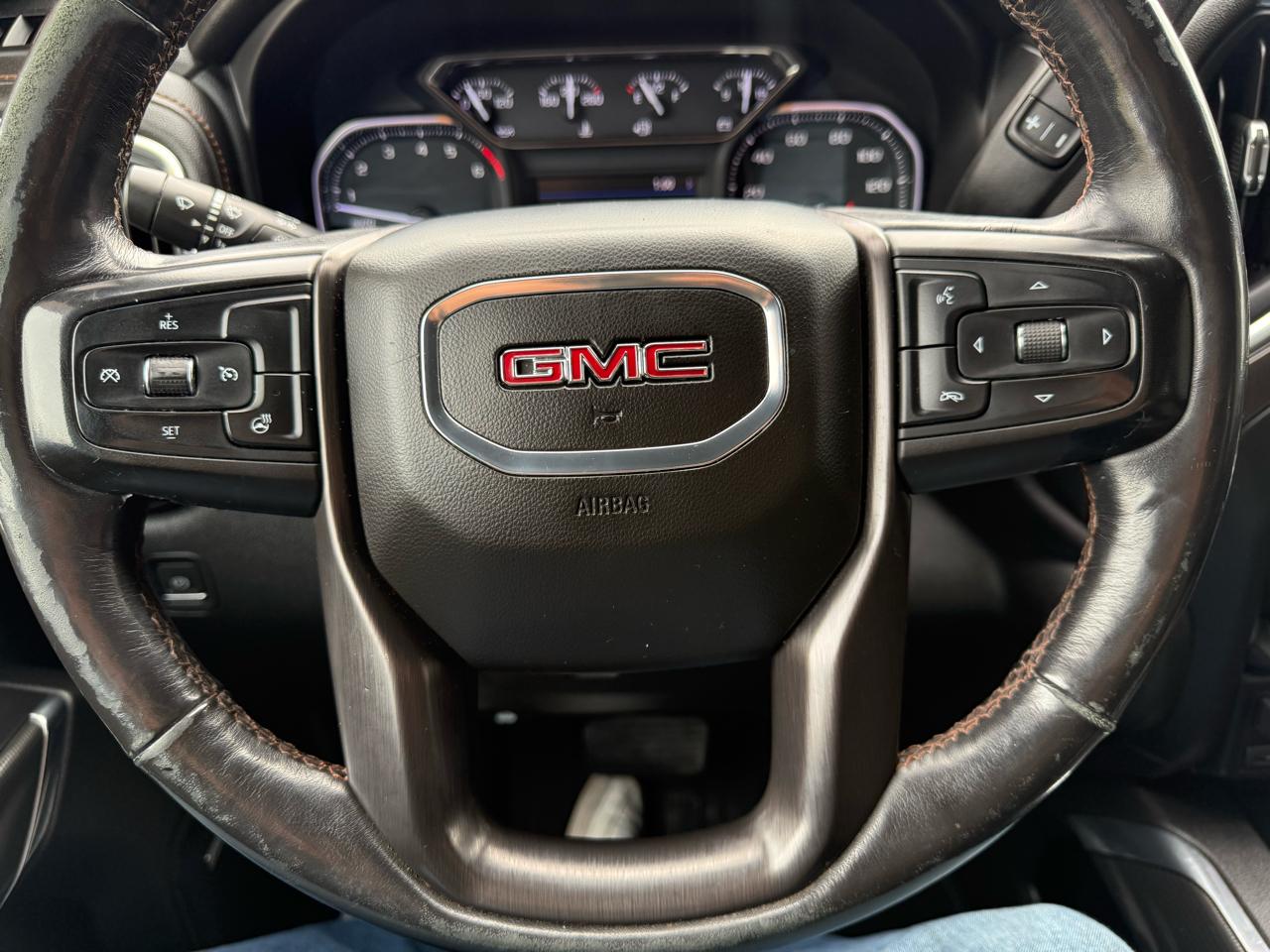 GMC Sierra 1500 AT4 Crew Cab 4WD 2019