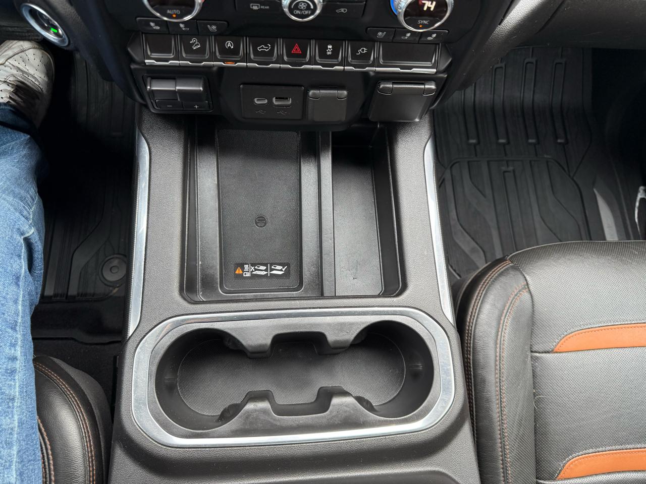 GMC Sierra 1500 AT4 Crew Cab 4WD 2019