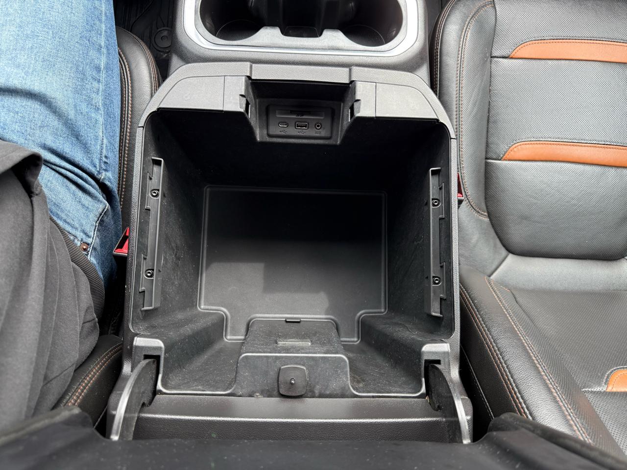 GMC Sierra 1500 AT4 Crew Cab 4WD 2019