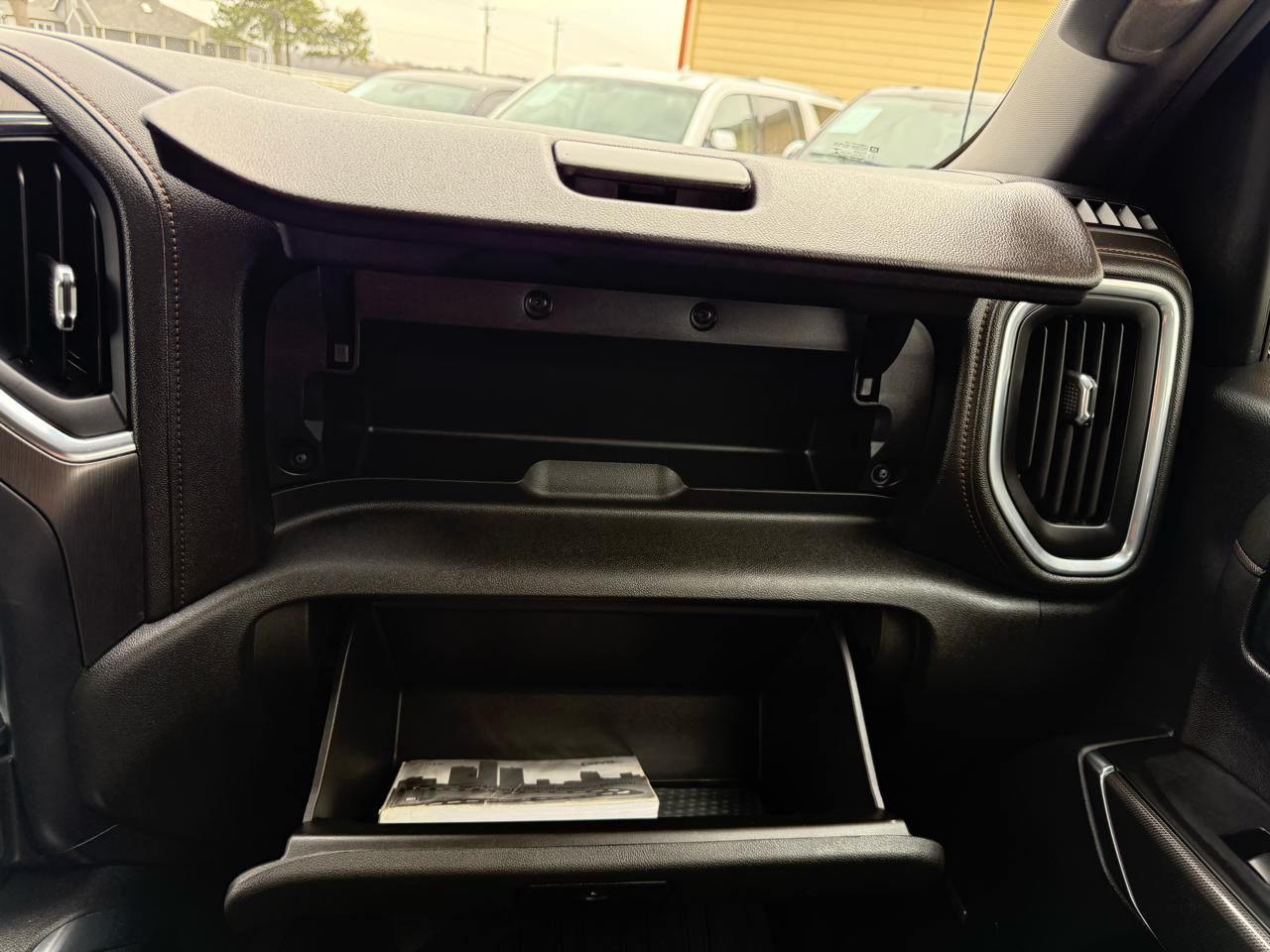 GMC Sierra 1500 AT4 Crew Cab 4WD 2019