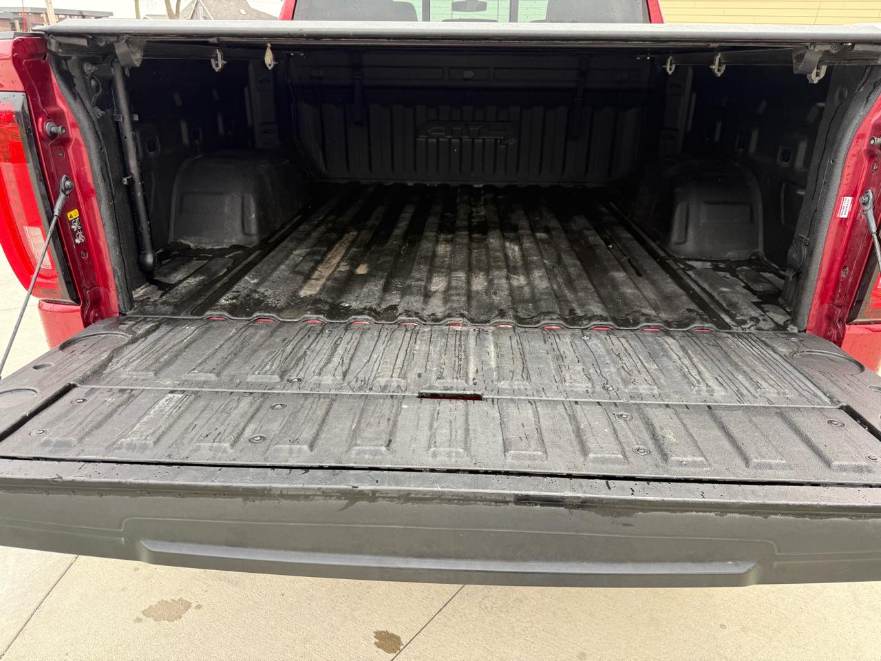 GMC Sierra 1500 AT4 Crew Cab 4WD 2019