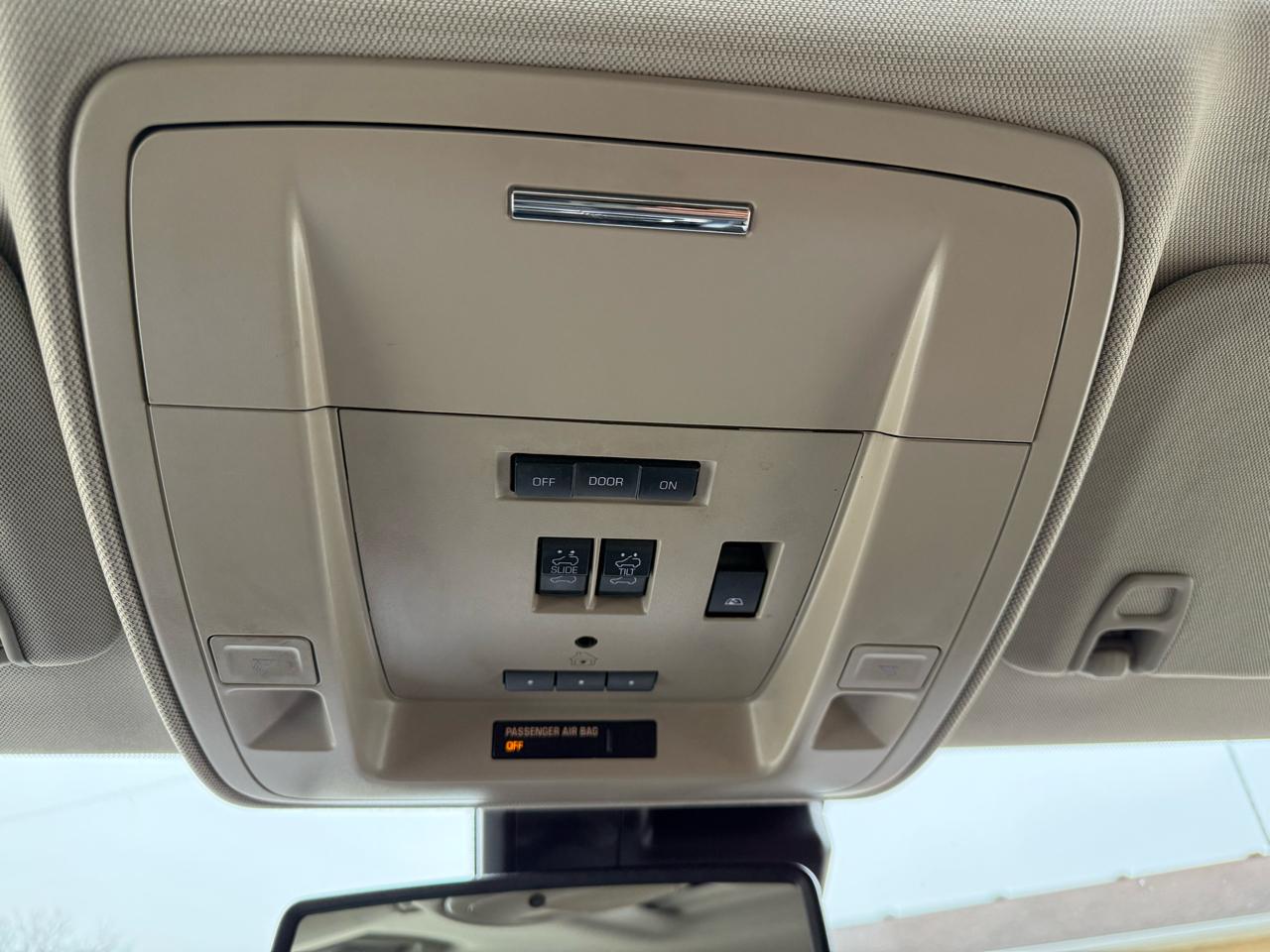 GMC Sierra 1500 Denali Crew Cab Long Box 4WD 2017