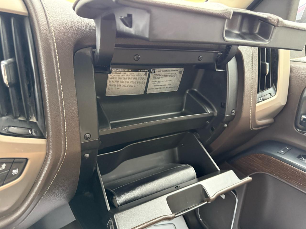 GMC Sierra 1500 Denali Crew Cab Long Box 4WD 2017